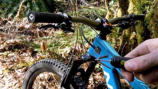 Kit de reparacion Tubeless con pinza