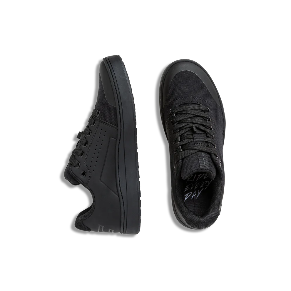 ZAPATO RIDE CONCEPT LIVEWIRE FLAT (PARA MUJER) NEGRO